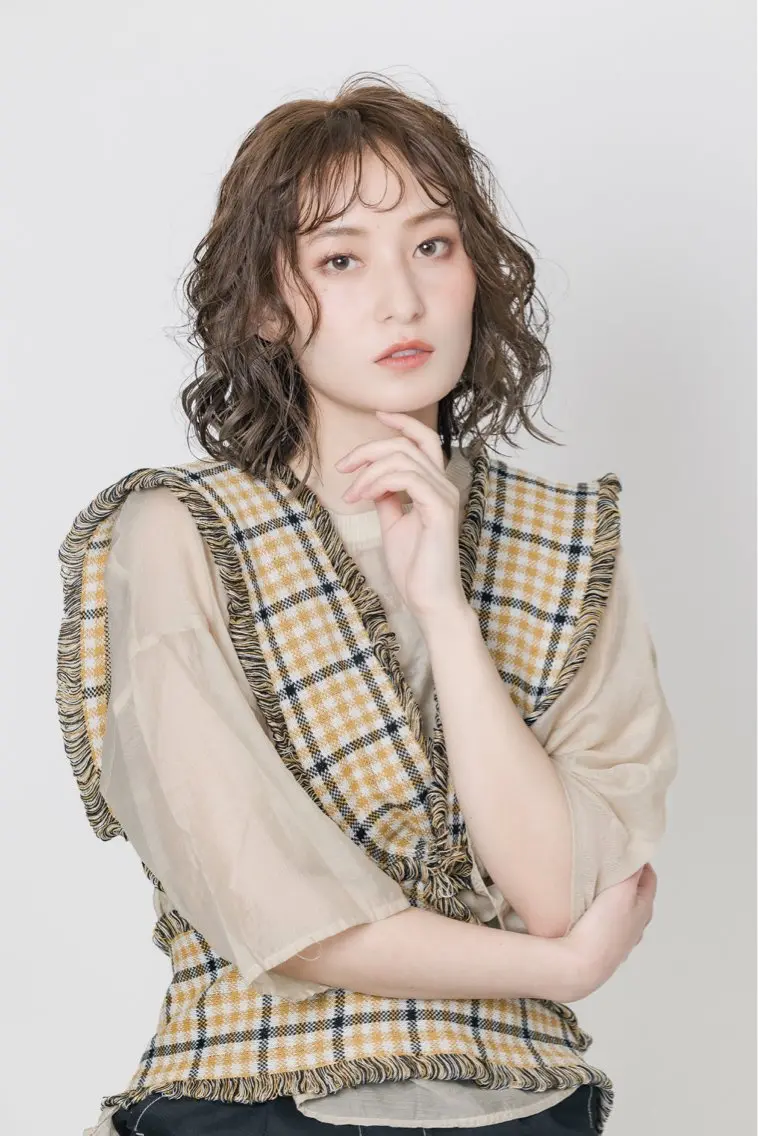 ミディアム カラー カット ヘアカラー Lino by hoNuaのヘアスタイル