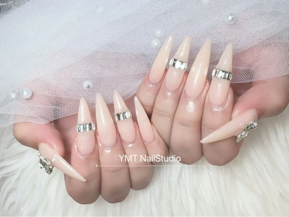 ネイル ハンドネイル YMT NailStudioのネイルデザイン