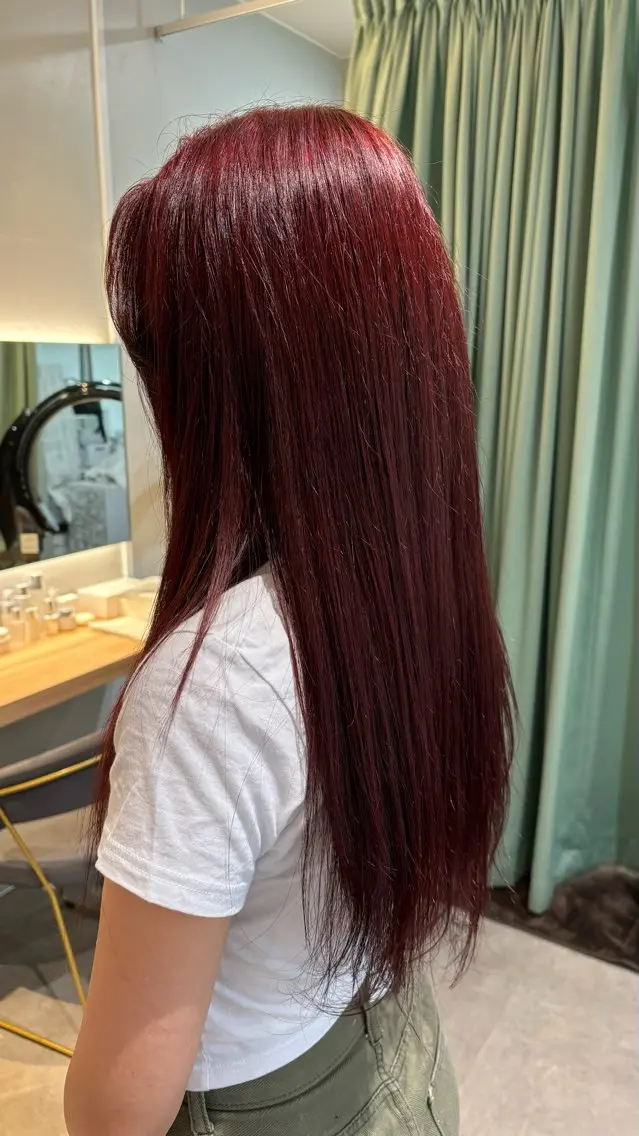 ロング カラー レッドカラー りあの🎀 /暖色カラー🍒のヘアスタイル