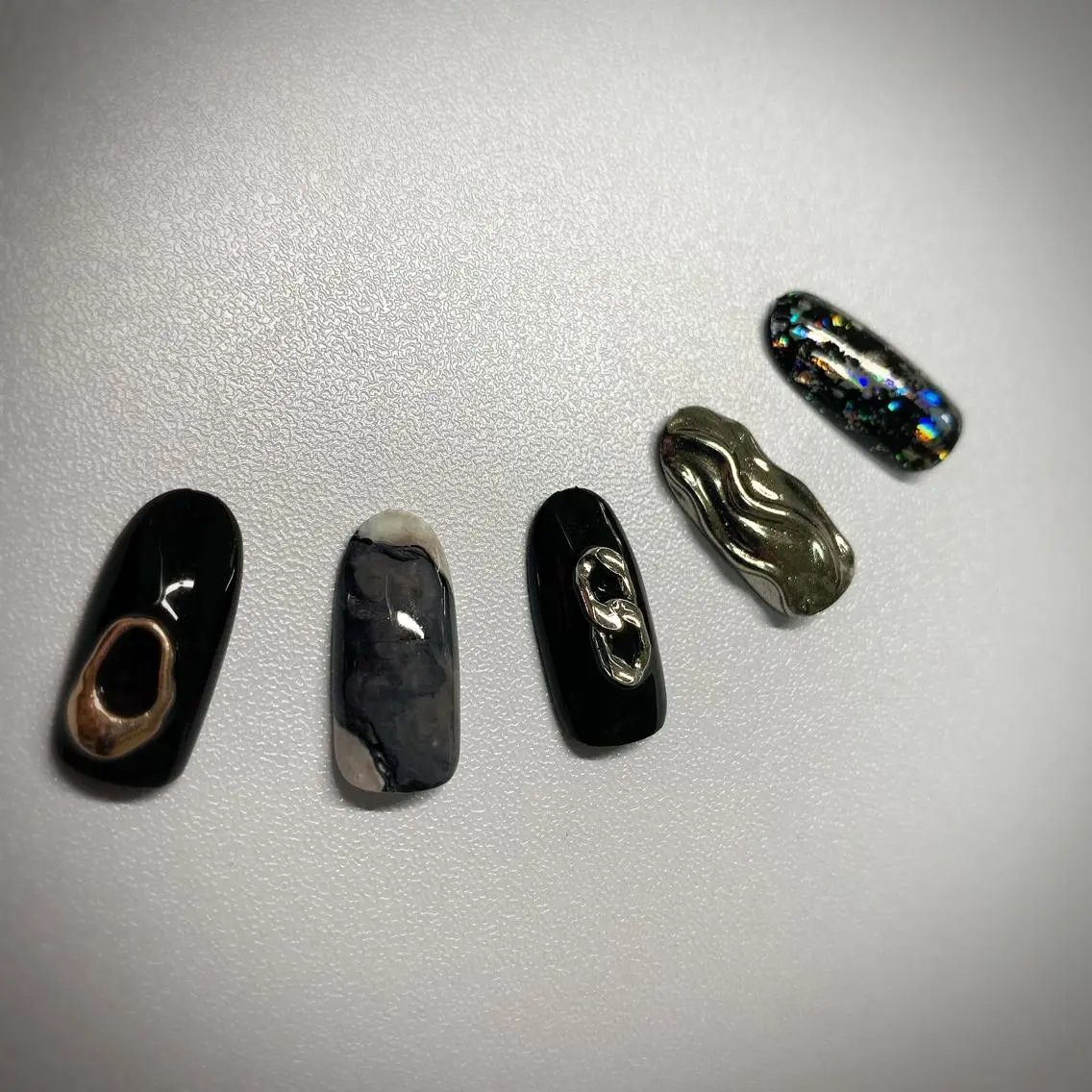 ネイル ニュアンスネイル vivi nailのネイルデザイン