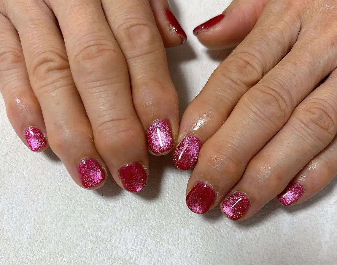 ネイル オーロラネイル フットネイル フレンチネイル ジェルネイル マグネットネイル ハンドネイル mogunail &blowのネイルデザイン
