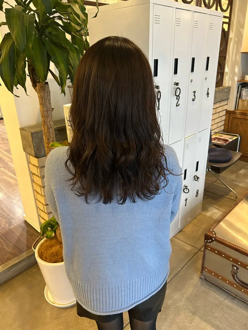 カラー AGREE Momokaのヘアスタイル