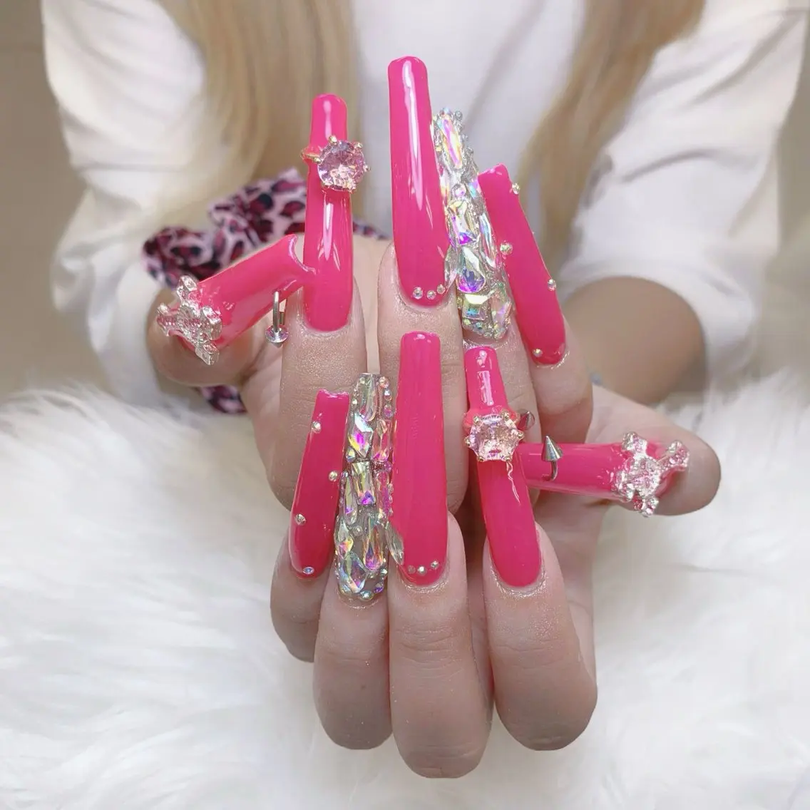 ネイル チークネイル 長さ出し フットネイル マグネットネイル 持ち込み ANH NAIL ゴテゴテ専門店💎のネイルデザイン