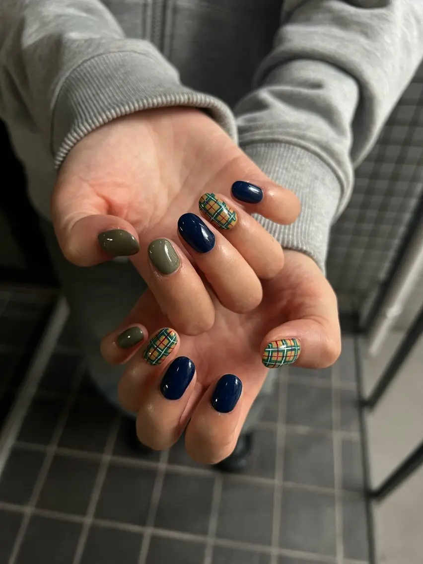 ネイル ハンドネイル Hata nail 🎀個性派ニュアンスのネイルデザイン