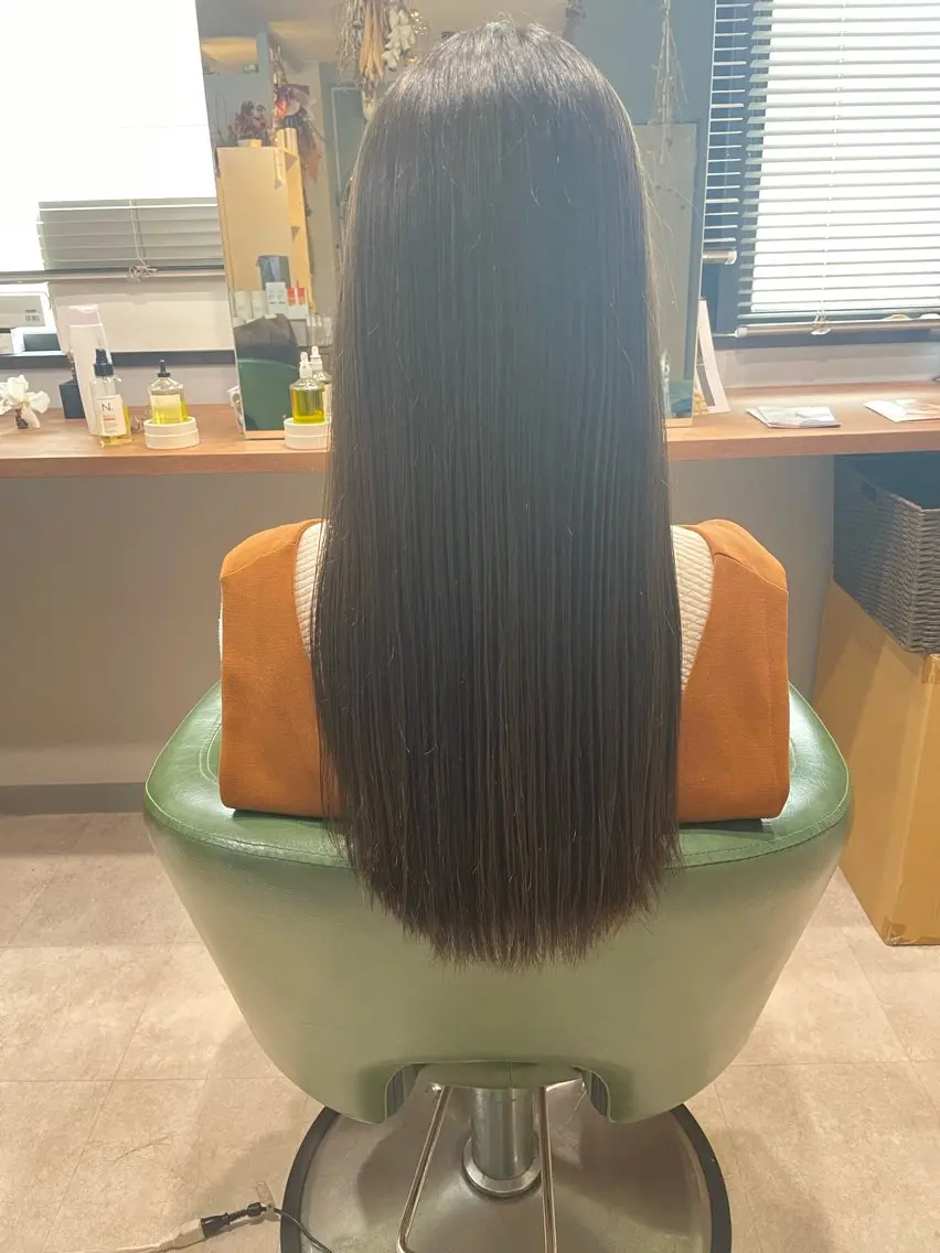 ロング カット トリートメント 今雪 聡美のヘアスタイル