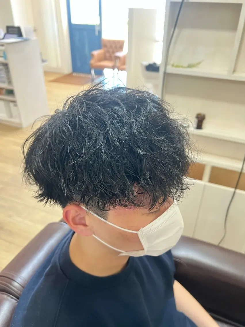 ショート メンズ パーマ／メンズ ／ピンパーマ/横山のヘアスタイル