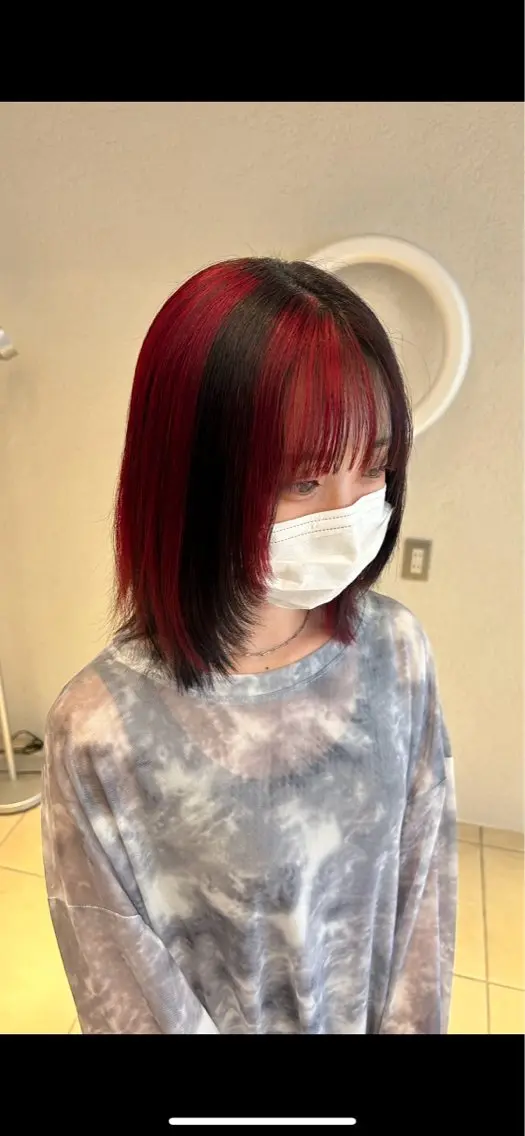 ミディアム カラー ヘアカラー トリートメント 八重樫 夢愛のヘアスタイル