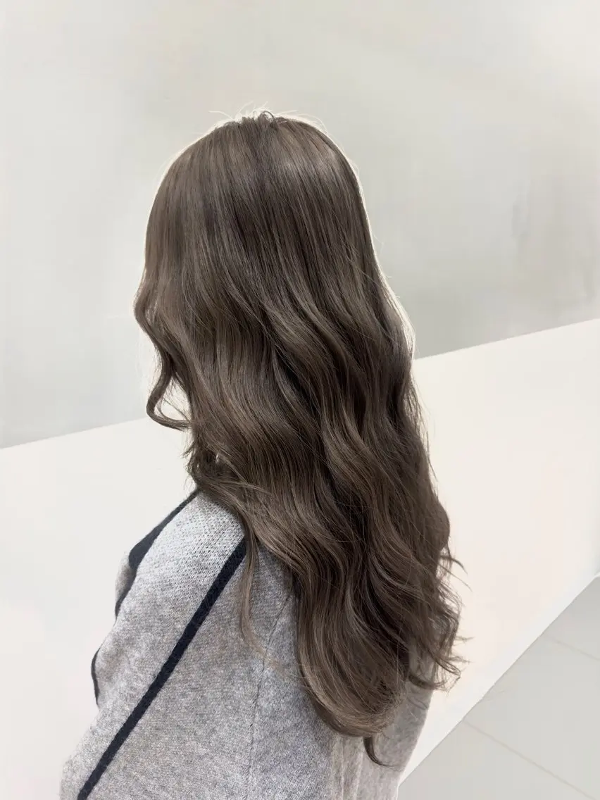 平日限定🍀【透明感カラー🐰🫧】ダブルカラー+トリートメント付き🧴(ブリーチ無し)の写真