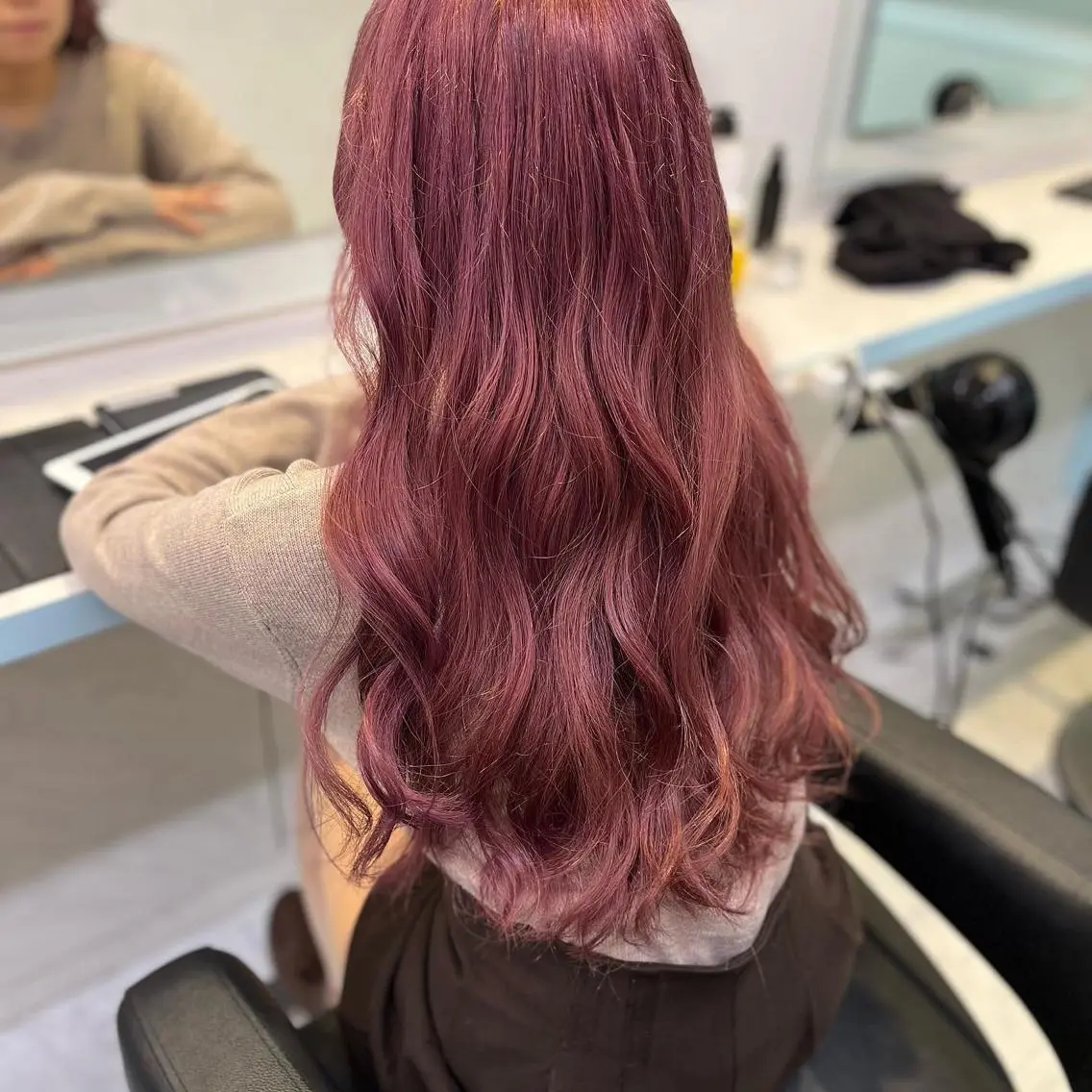 セミロング カラー ヘアアレンジ ブリーチ ラベンダーカラー ラベンダーピンク ピンクカラー 愛されカラー🩷 はるなのヘアスタイル
