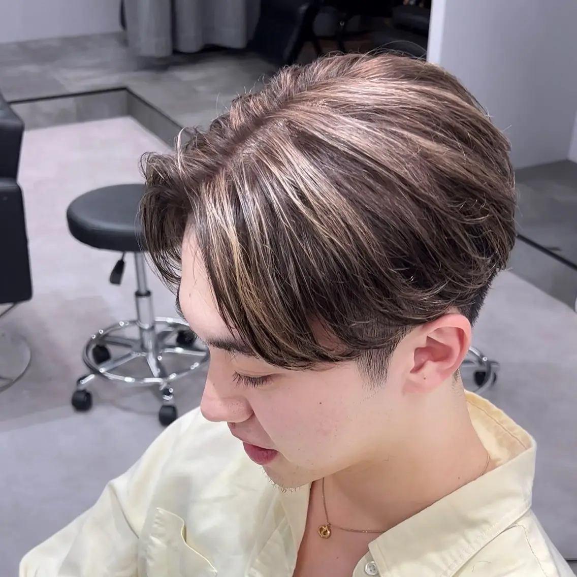 カラー メンズ メンズハイライト メンズメッシュ メンズパーマ ハイライトカラー メッシュ 【メンズ特化美容室】 LIBERのヘアスタイル