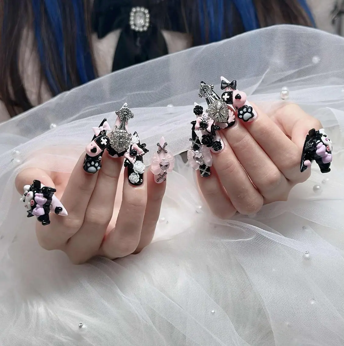 ネイル フレンチネイル ジェルネイル ハロウィン 韓国ネイル マグネットネイル ハンドネイル H.baby Nail Salonのネイルデザイン