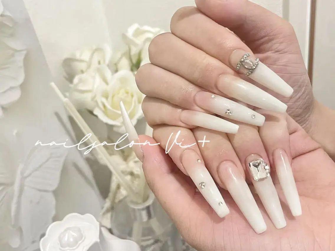 ネイル ハンドネイル ✨Nailsalon Vi+✨のネイルデザイン