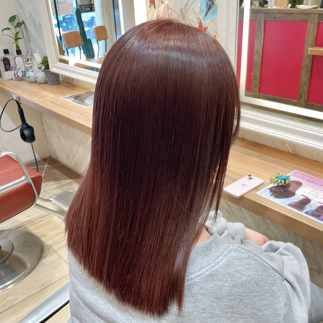 ミディアム カラー ブリーチ ブラウンカラー ダブルカラー ブリーチなしカラー ピンクカラー ヘアカラー トリートメント 横浜パーマ🌐ボブ✨ 暖色カラーもえかのヘアスタイル