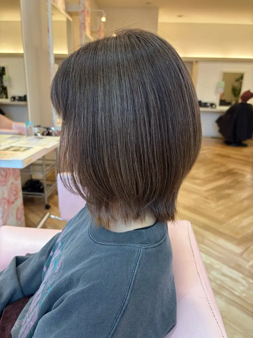 ミディアム ボブ くびれヘア レイヤーカット Rapt  Rita 滝沢 南のヘアスタイル