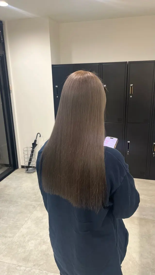 ロング トリートメント ヘアカラー トリートメント ciate MOEのヘアスタイル