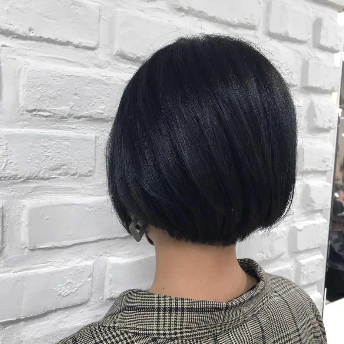 ショート カラー ブルーカラー ブルージュ 透明感カラー 【暖色カラー特化】 中山由梨のヘアスタイル