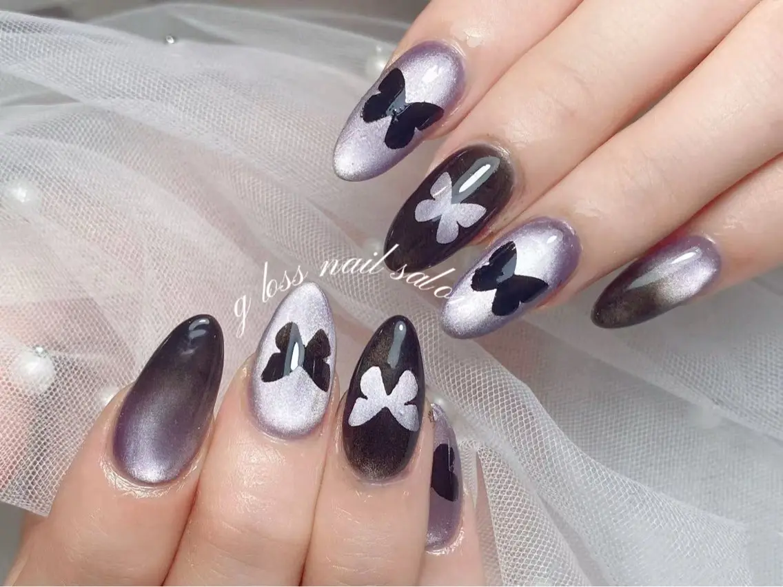 ネイル りこ🫧 gloss nailのネイルデザイン