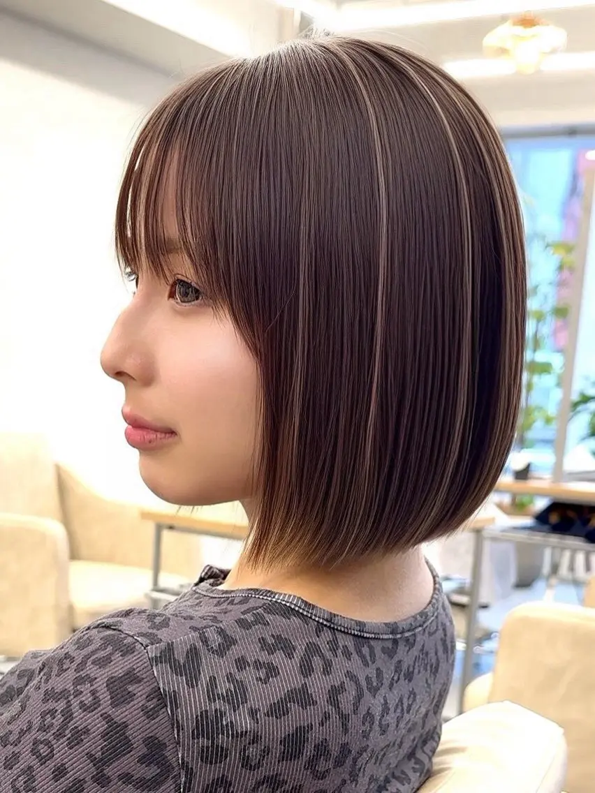 ショート カラー ハイライトカラー ボブ ハイライト 似合わせカット 豊島璃奈/ショート/ ボブ/レイヤーカットのヘアスタイル