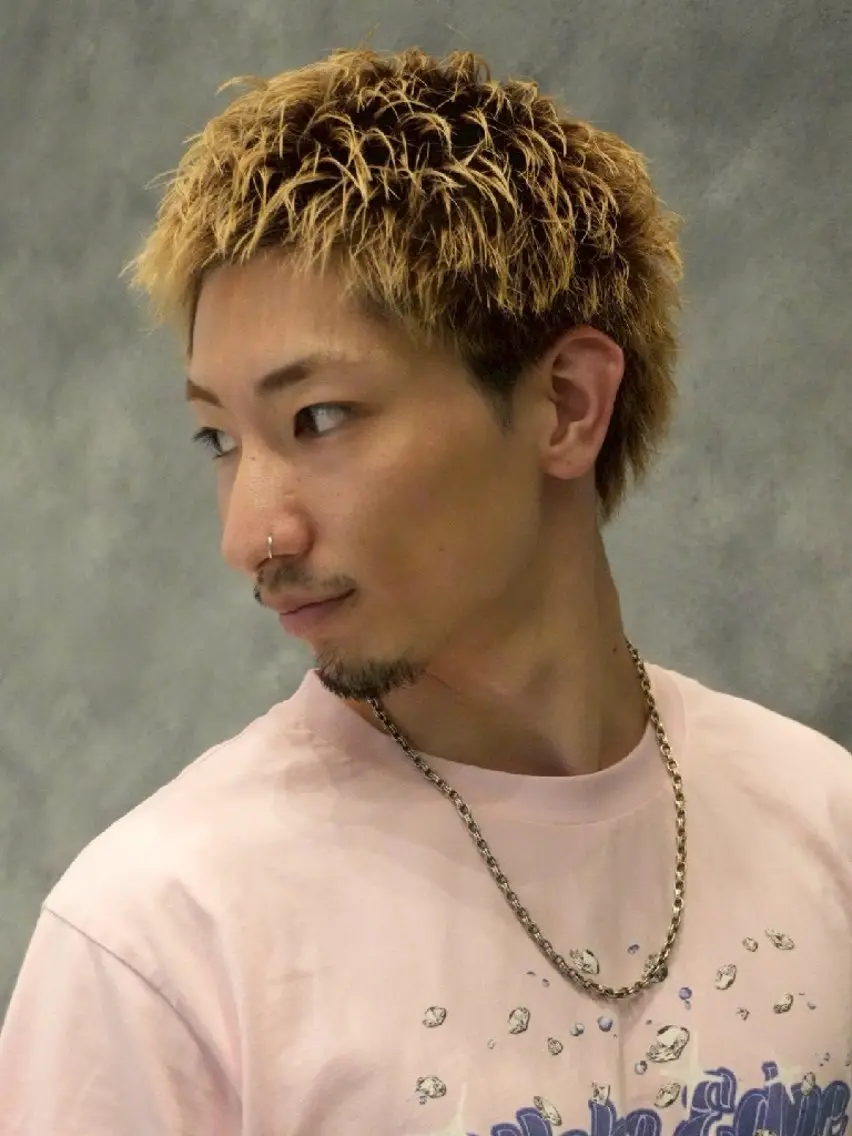 ショート メンズ メンズハイトーン スパイキーショート ショートヘア 石井 希明のヘアスタイル
