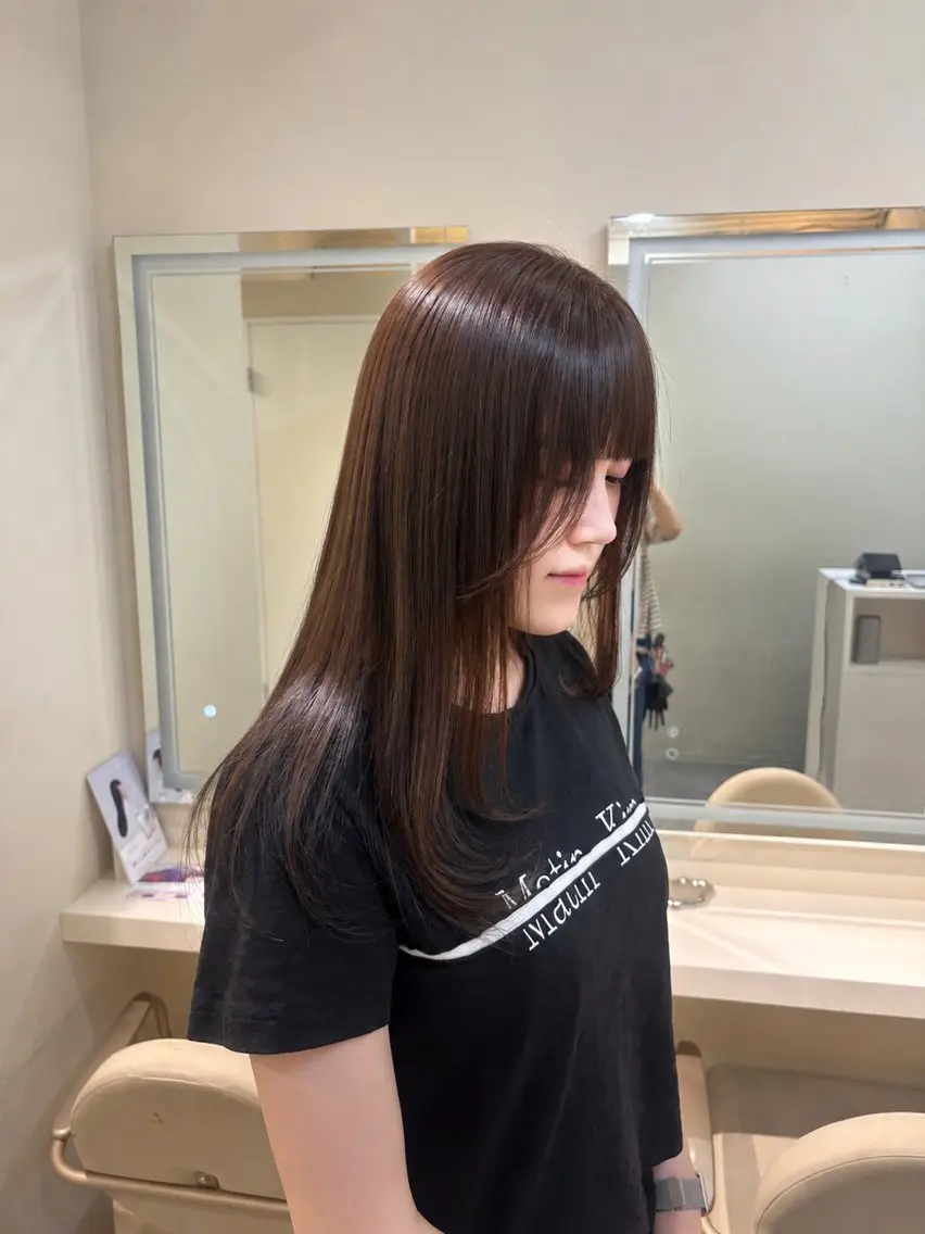 ロング カラー レイヤーカット 飯沼 美紅のヘアスタイル