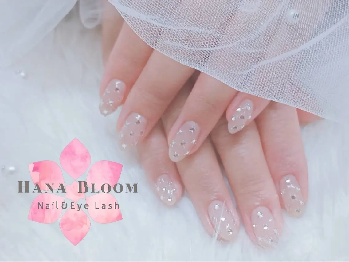 ネイル フレンチネイル ジェルネイル グラデーション ラメ(グリッター) マグネットネイル ハンドネイル ハンドケア Hana Bloom Nail Salonのネイルデザイン