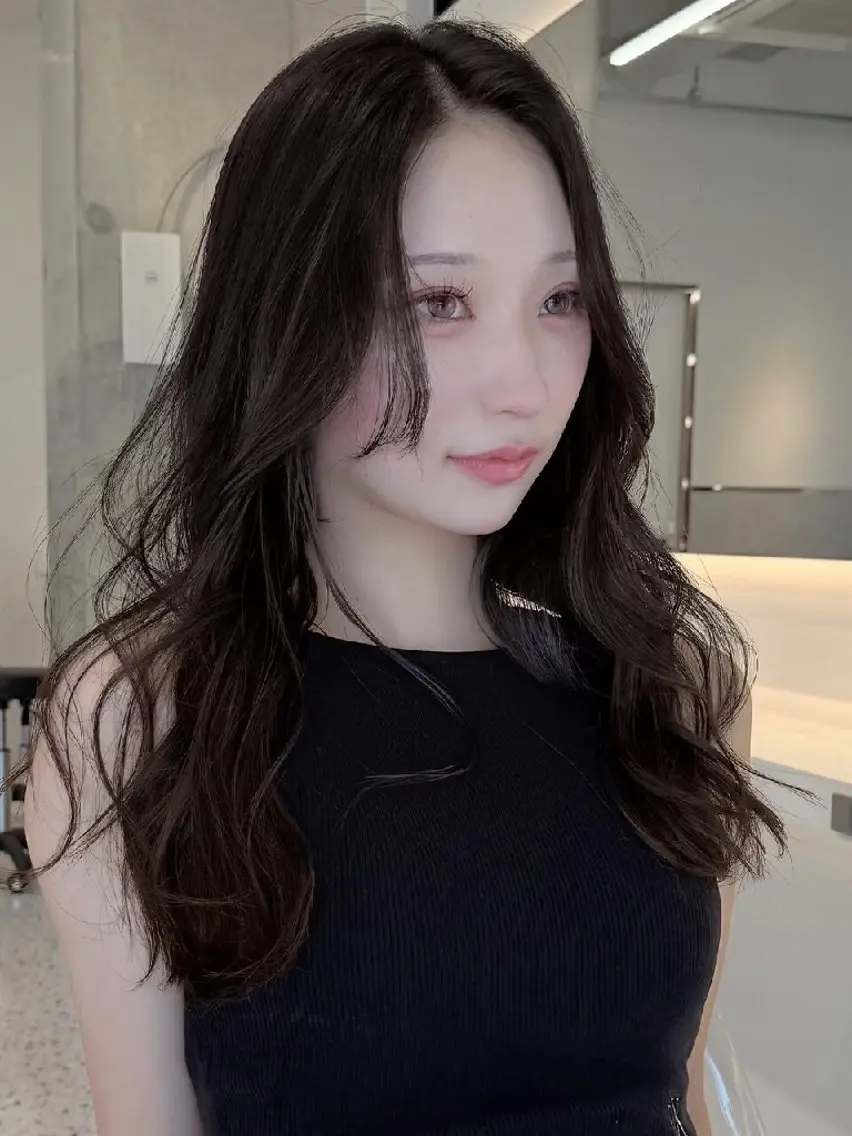 ロング カラー カット ヘアカラー トリートメント 髪質改善/韓国ヘア /透明感カラー🧸のヘアスタイル
