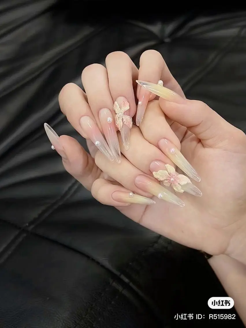 ネイル 韓国ネイル マグネットネイル 持ち込み ハンドネイル Dyo Nail_Royalのネイルデザイン