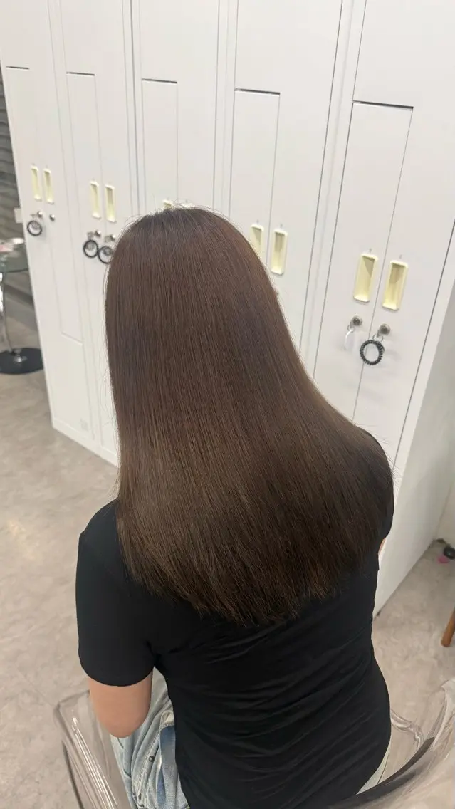 セミロング カラー 東頭 さくらのヘアスタイル