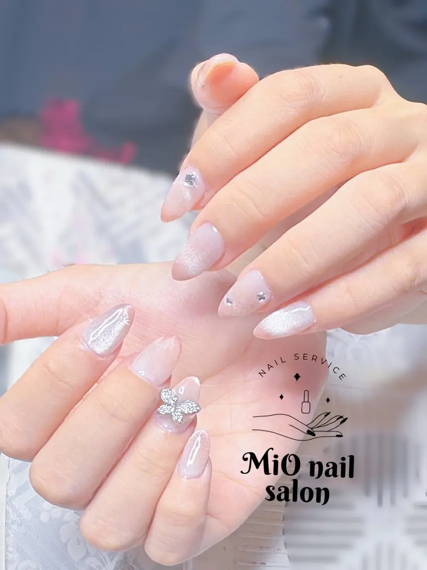 ネイル キラキラネイル 韓国ネイル ラメ(グリッター) ネイルチップ ハンドネイル MiO Nailのネイルデザイン
