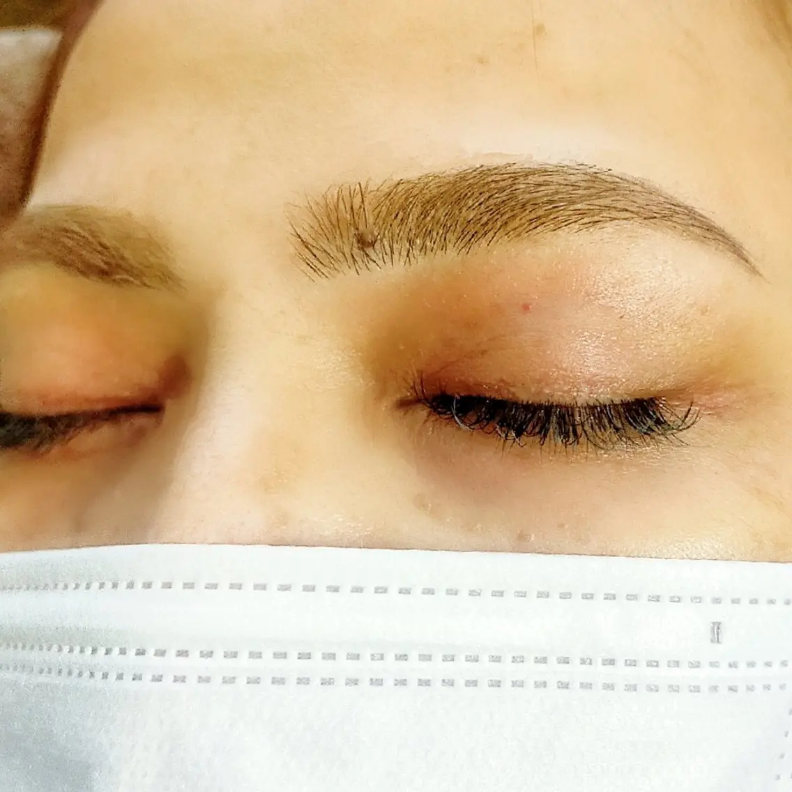 アイブロウ 眉毛ワックス脱毛 ワックス脱毛 宜野湾Eyelash w/の眉毛・アイブロウイメージ