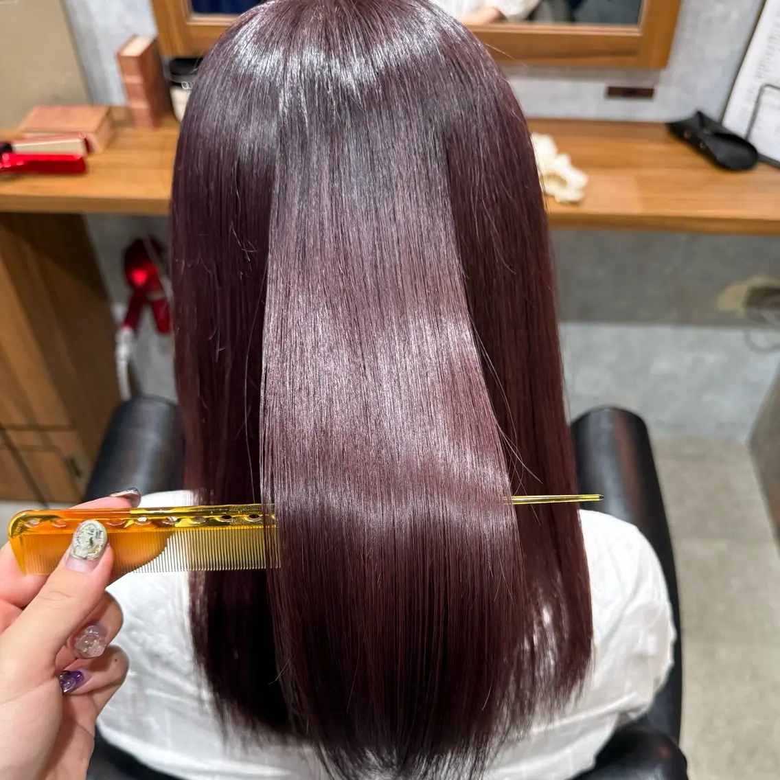 セミロング カラー ブラウンカラー ラベンダーカラー ラベンダーブラウン ピンクカラー ピンクラベンダー ヘアカラー Hinako🦋 ブリーチカラーのヘアスタイル