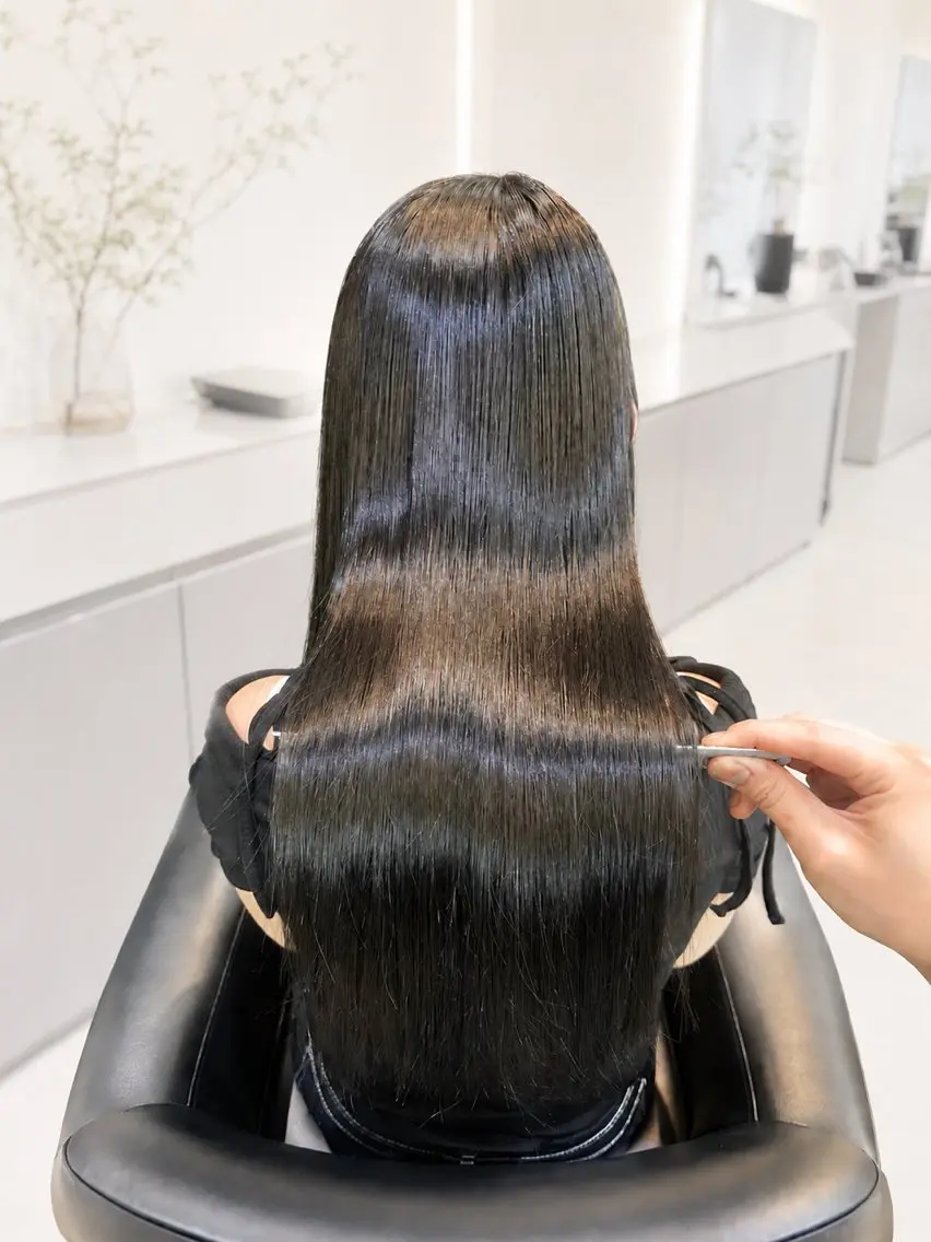 ロング カラー ヘアカラー トリートメント 🎀髪質改善カラー/ 艶カラー/遥華🩰のヘアスタイル