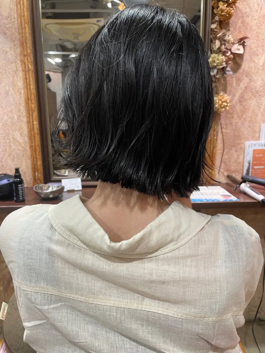ショート カラー カット ヘアカラー ヘッドスパ ayane⭐️ボブ・ ショート・パーマのヘアスタイル