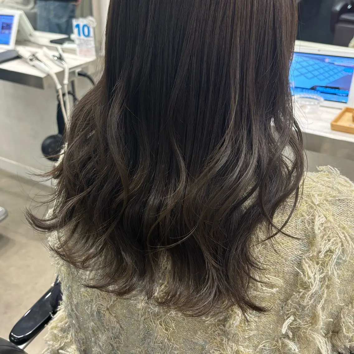 セミロング カラー 髪質改善ストレート /暖色カラー🎀🪞のヘアスタイル