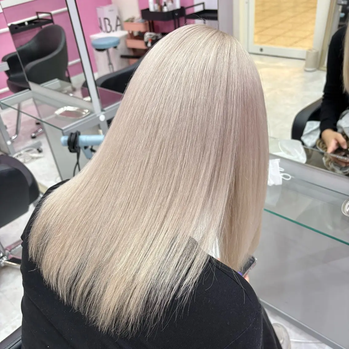 ミディアム カラー ヘアカラー トリートメント ブリーチ⏳艶カラー Natsukiのヘアスタイル