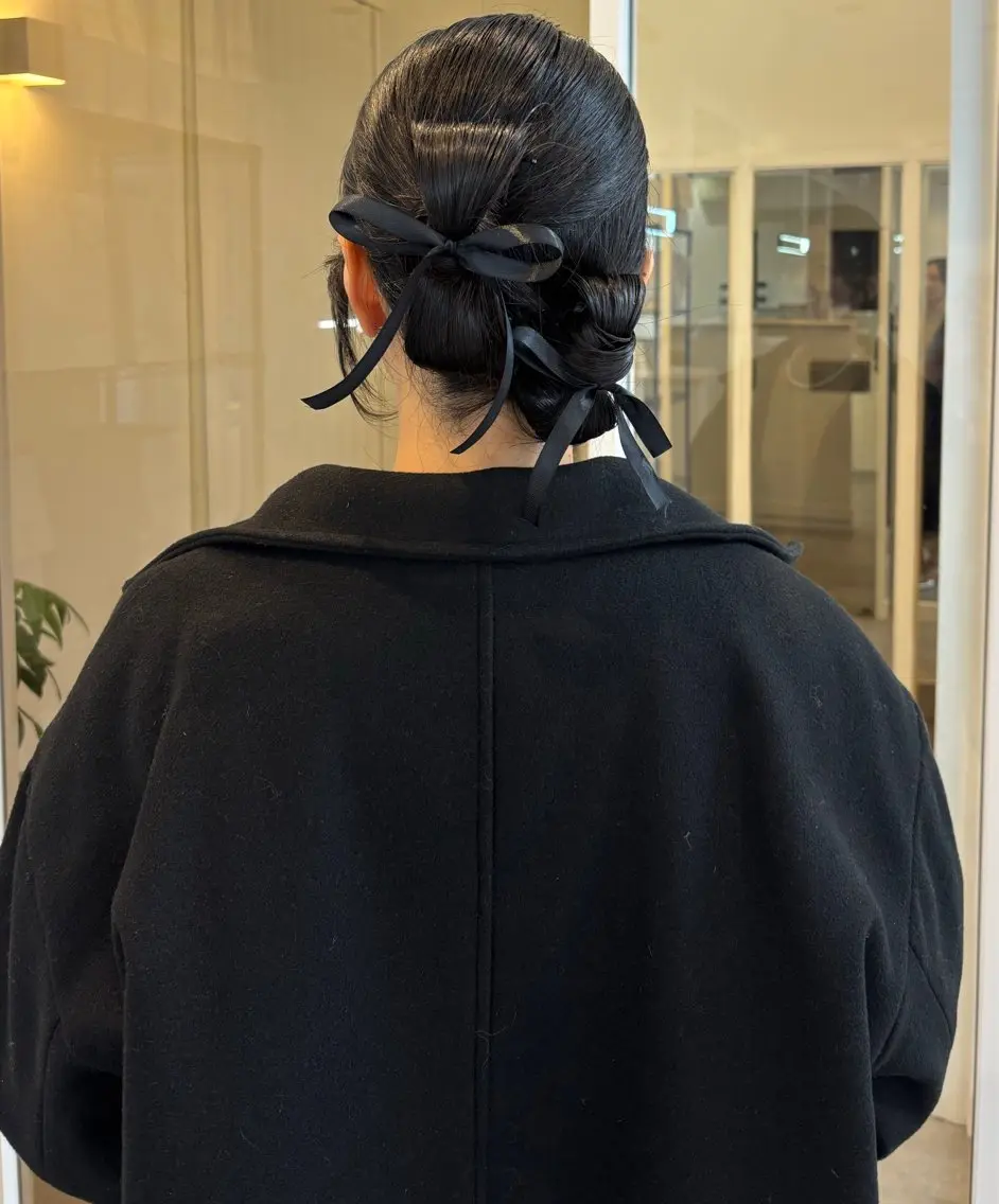 セミロング ヘアセット 鍋嶋 涼香のヘアスタイル