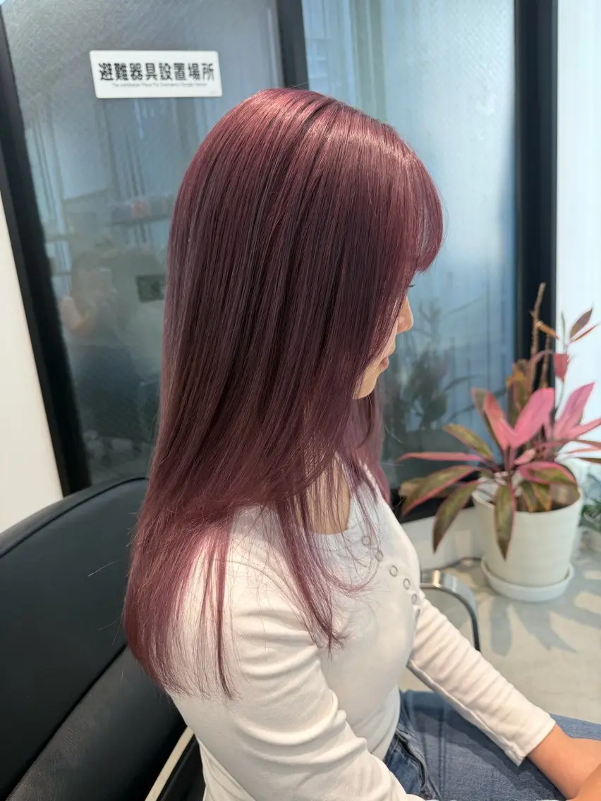 ロング ヘアカラー ブリーチ特化🎀ピ ンクカラー高橋さやかのヘアスタイル