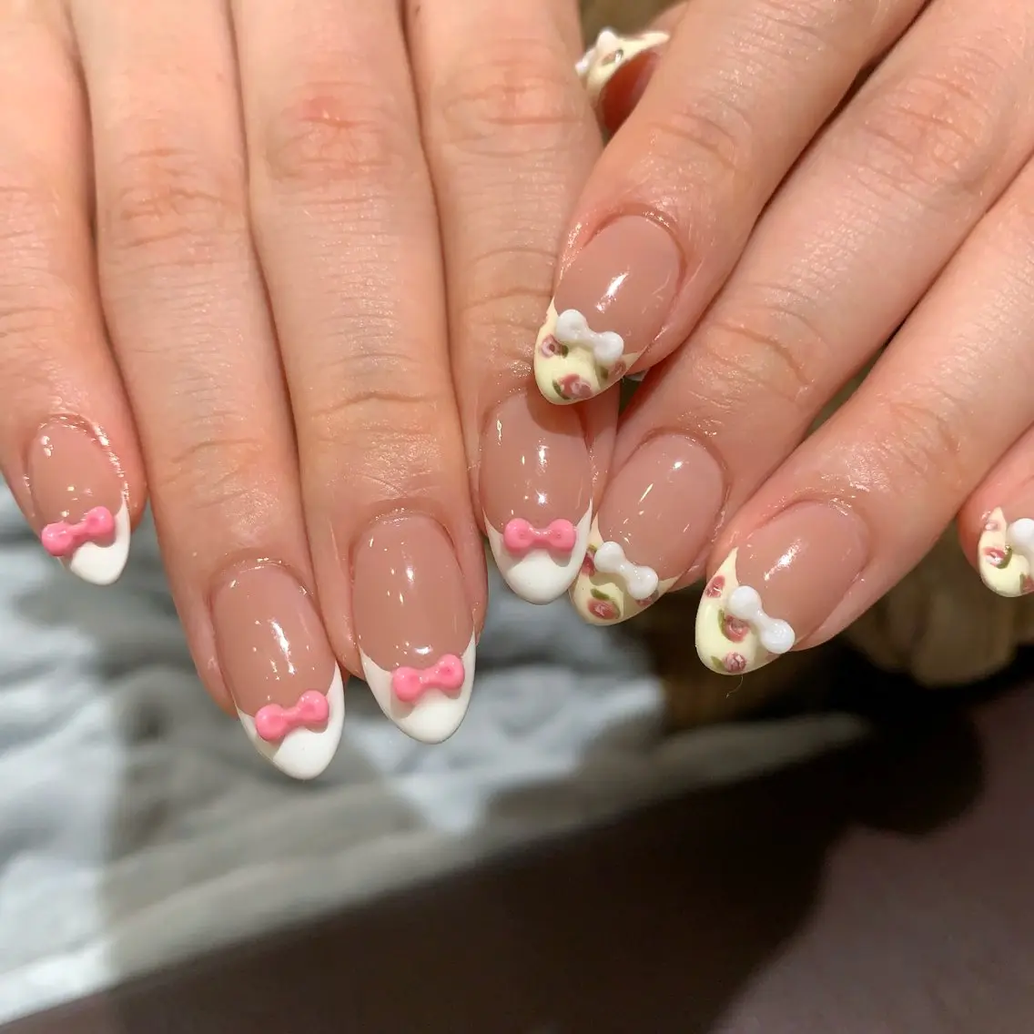 ネイル アートネイル フレンチネイル リボン nailAVANCE akariのネイルデザイン