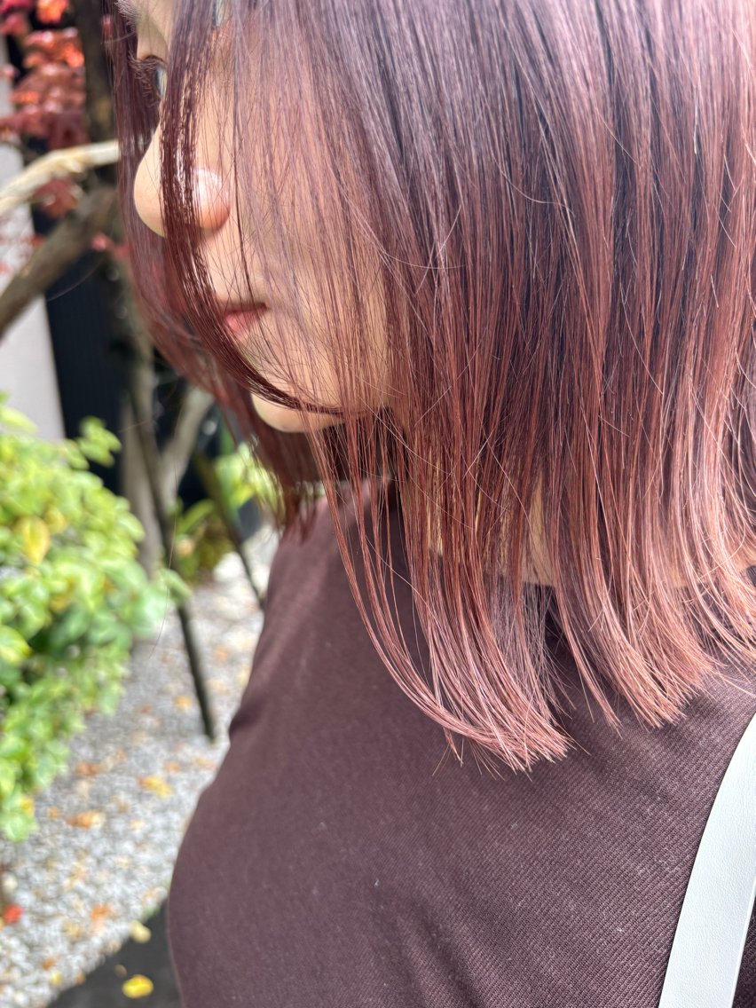 秋のトレンドヘアカラーの写真