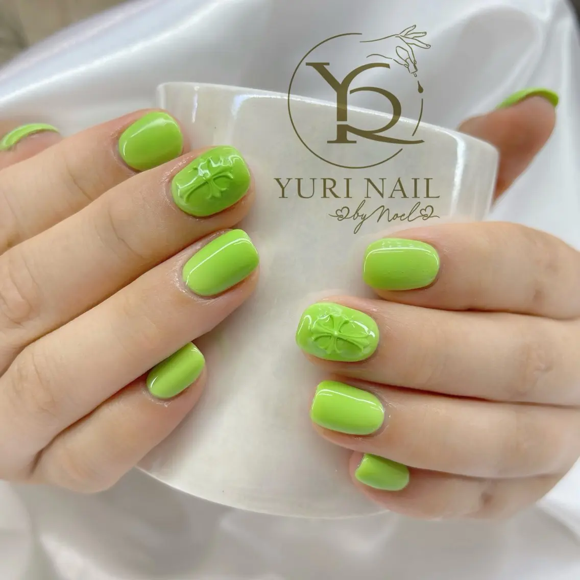 ネイル チークネイル フットネイル フレンチネイル グラデーション キラキラネイル ハンドネイル フットネイル ハンドケア YURI Nail Funabashiのネイルデザイン