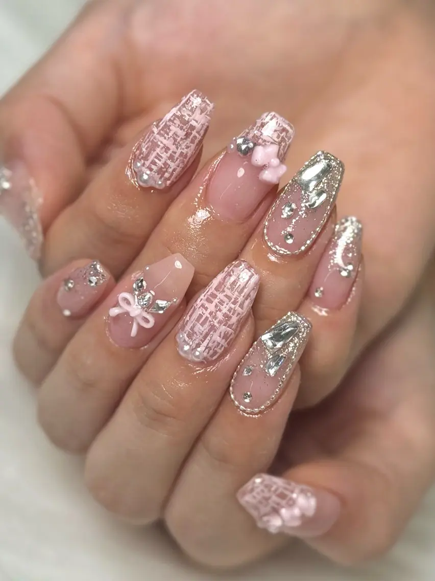 ネイル ハンドネイル ルシイ🎀新宿長さ 出しパーツ専門店のネイルデザイン