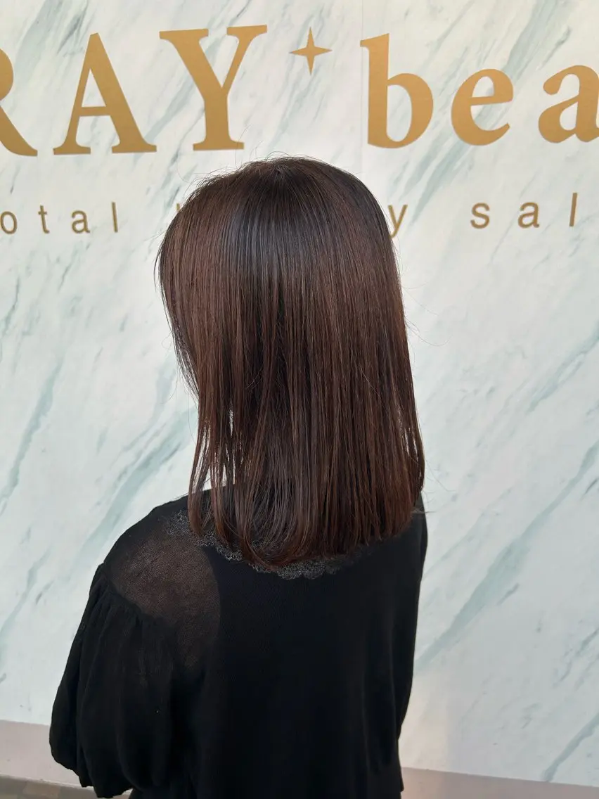 ミディアム カット 小森 永のヘアスタイル