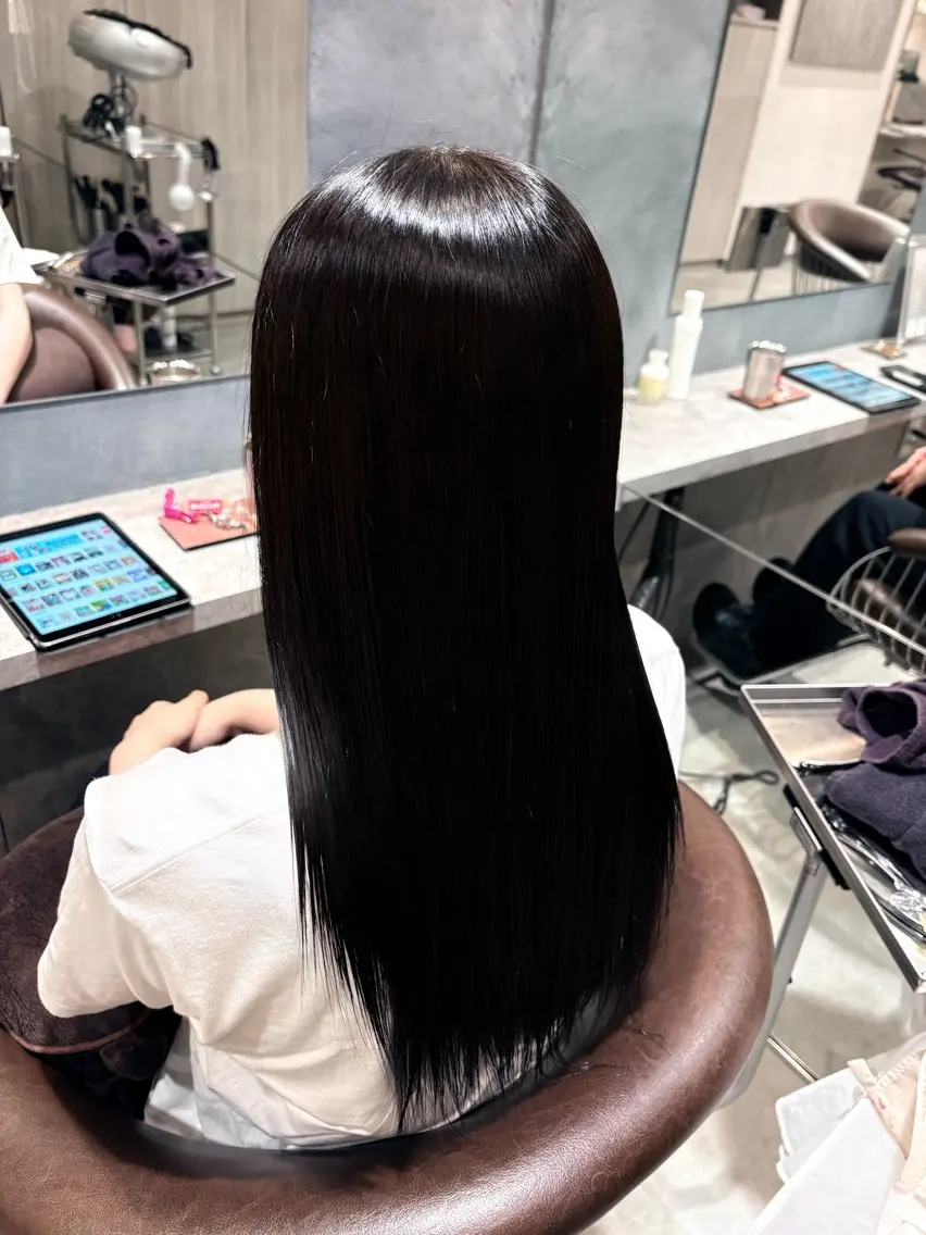 ロング カラー 清水 柑奈のヘアスタイル