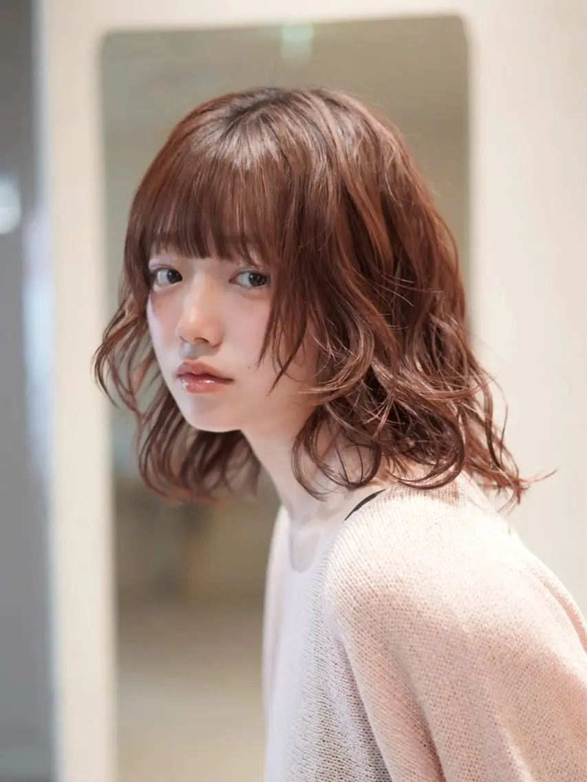 ミディアム パーマ ミディアムパーマ 髪質改善カラー Unami 太田英寿のヘアスタイル