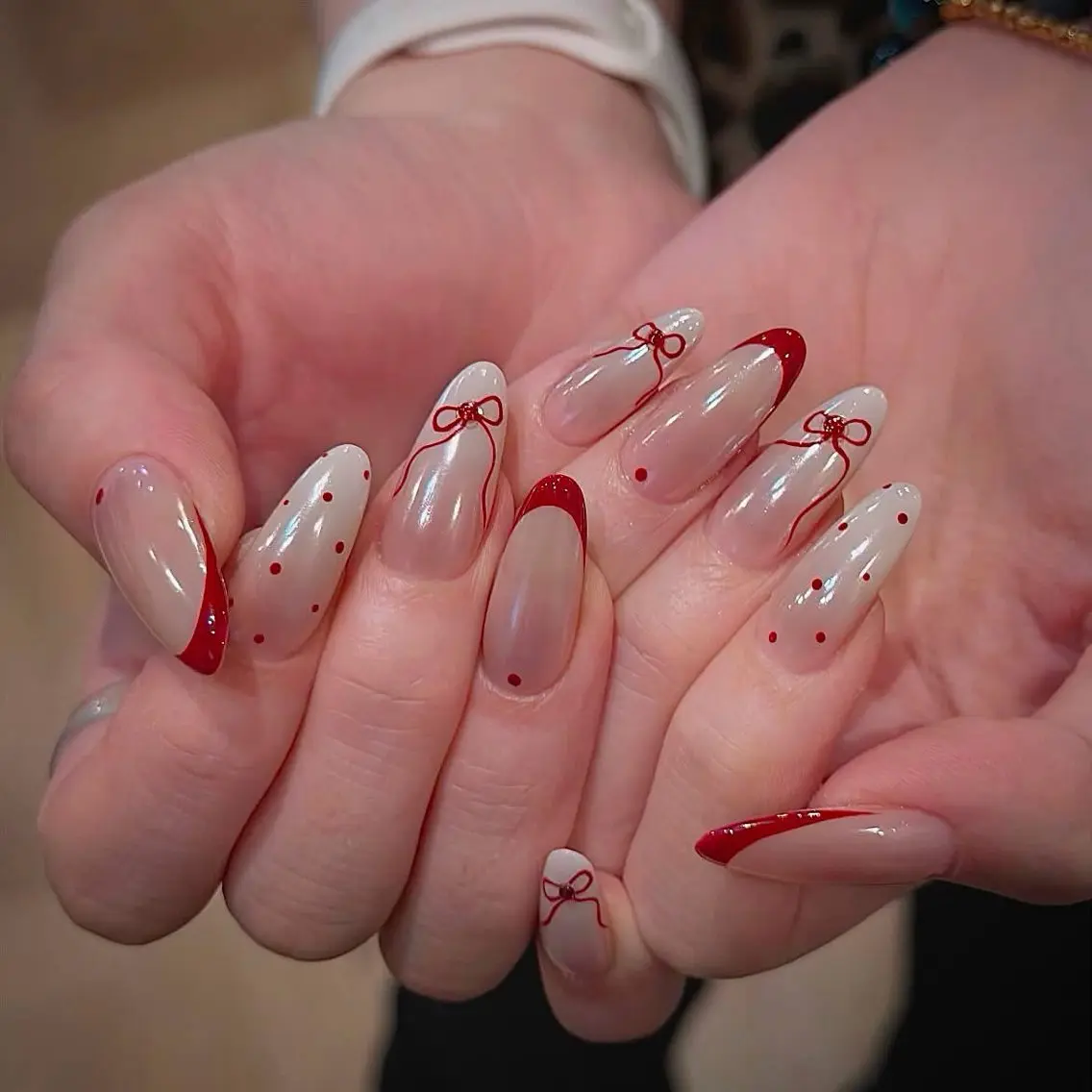 ネイル アートネイル ボルドー フレンチネイル ジェルネイル 氷ネイル・うるうるネイル ハンドネイル Julie Nail Rinのネイルデザイン