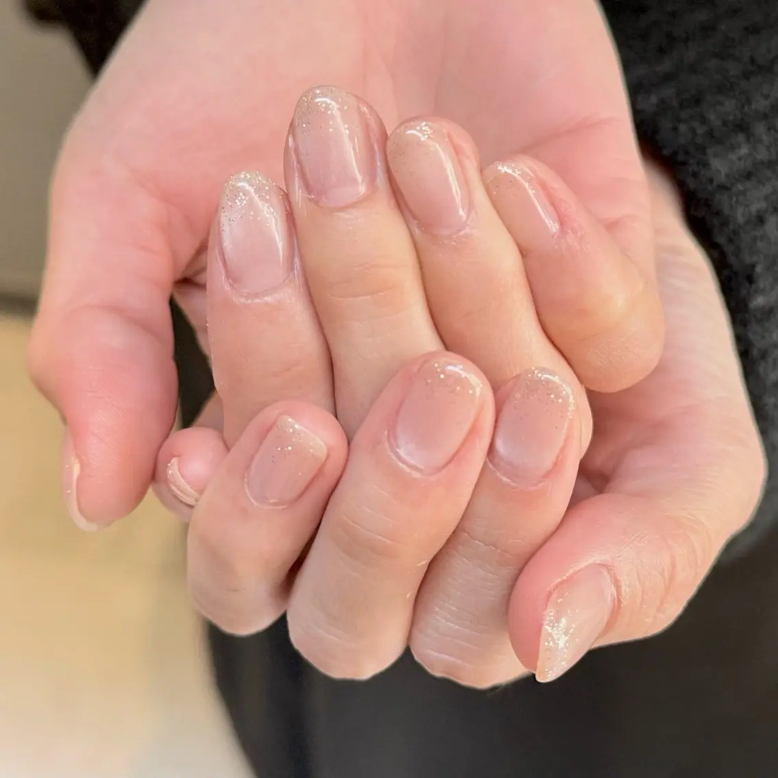 ネイル マグネットネイル ハンドネイル ハンドケア nail salon swaddle 🪽のネイルデザイン
