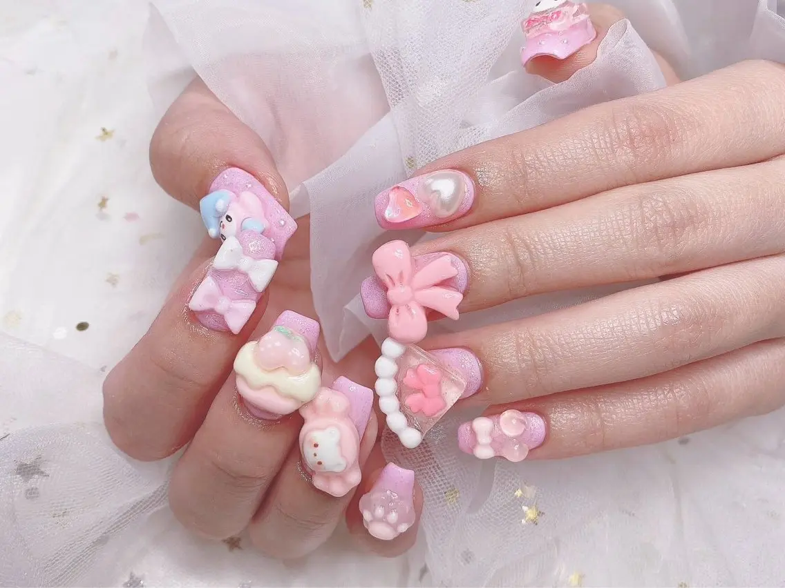 ネイル ジョリ kasumi🌹💅のネイルデザイン