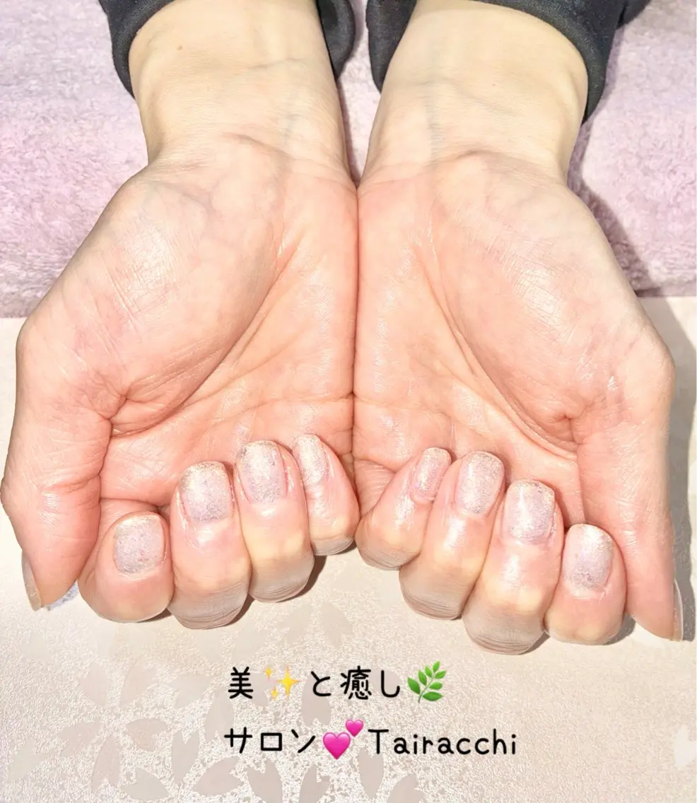ネイル オーロラネイル キラキラネイル ラメ(グリッター) ピンク ハンドネイル Tairacchi タイラッチのネイルデザイン