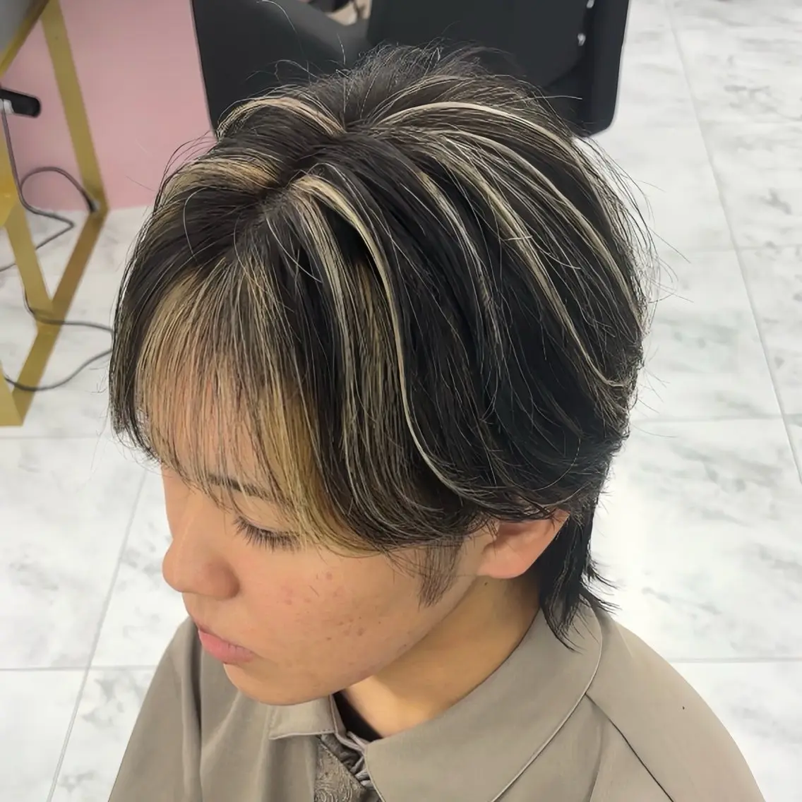 カラー メンズ マッシュウルフ メンズメッシュ マッシュ シースルーマッシュ メンズウルフカット メンズ特化型美容師 ★あおいのヘアスタイル