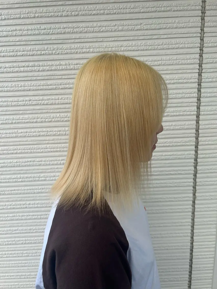 ミディアム ヘアカラー 渡辺 望愛のヘアスタイル
